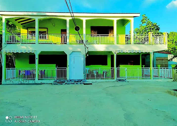 Villa Café - Grand appartement F3 à Sainte-Anne