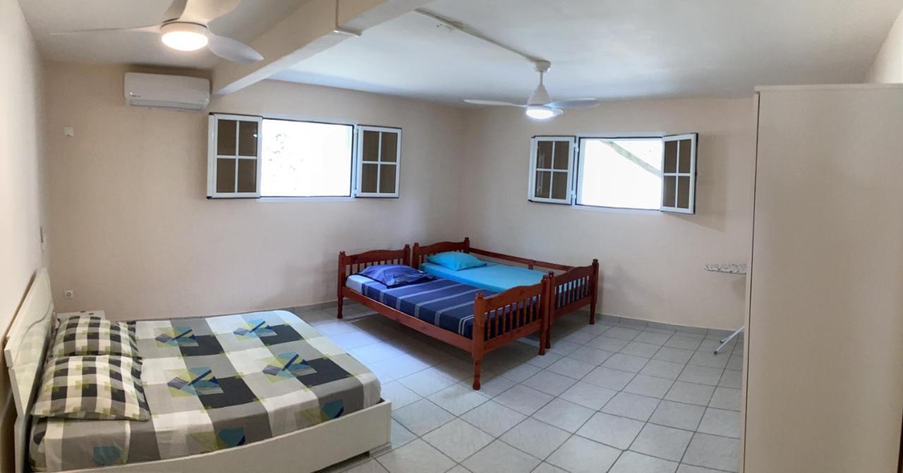 Appartement Café - Grand F3 à Sainte-anne Sainte-Anne (Grande-Terre)